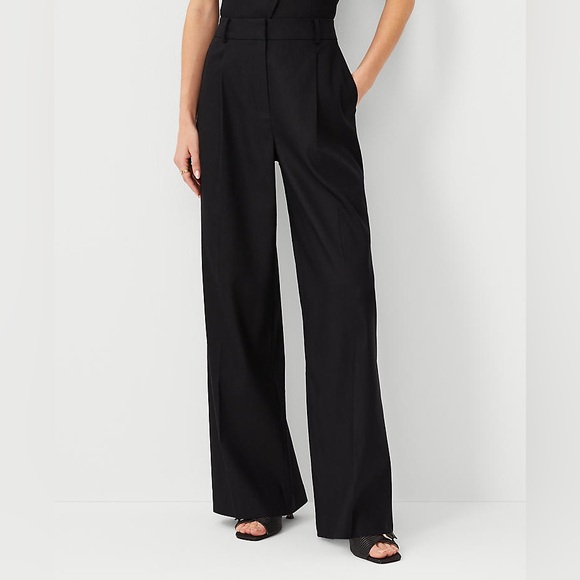 Ann Taylor The Pleated Wide Leg Pant in Linen Twill In black Size 2 New - Picture 1 of 8
